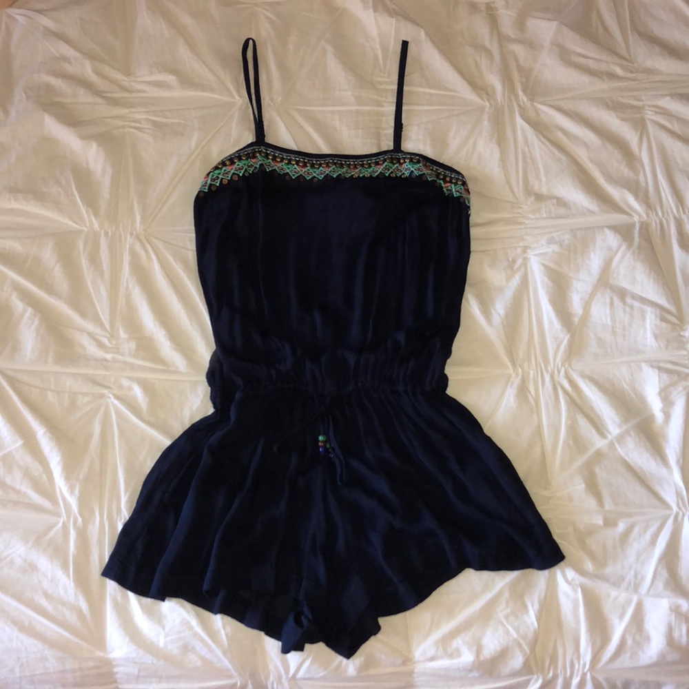 BRAND NEW ❣️🎉 Navy romper!!
